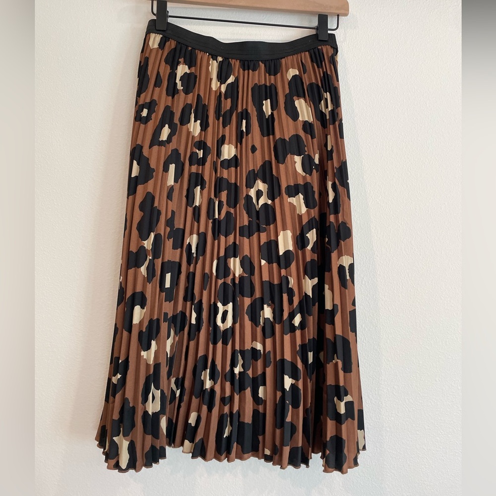 WORTHINGTON elastic waist leopard print pleaded skirt size PETIT S